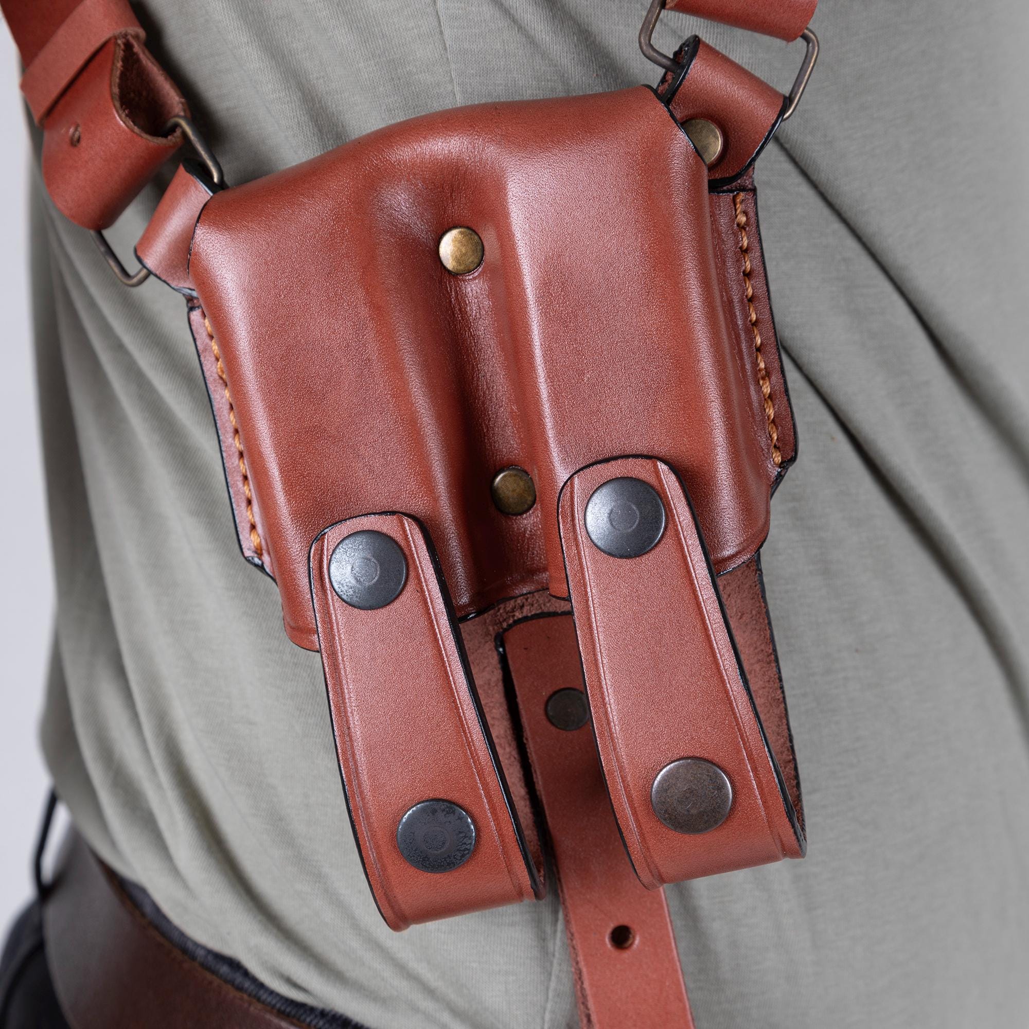 For Glock 17, 19 Handmade Leather Shoulder Gun Holsters